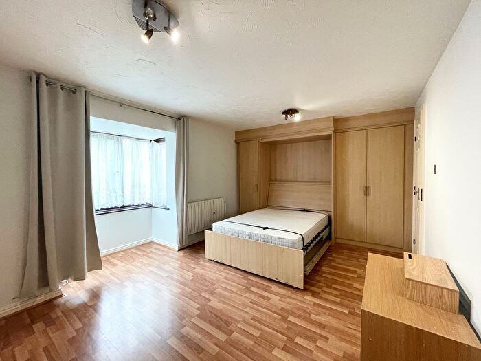 Studio To Rent In Waterside Close, Barking, IG11