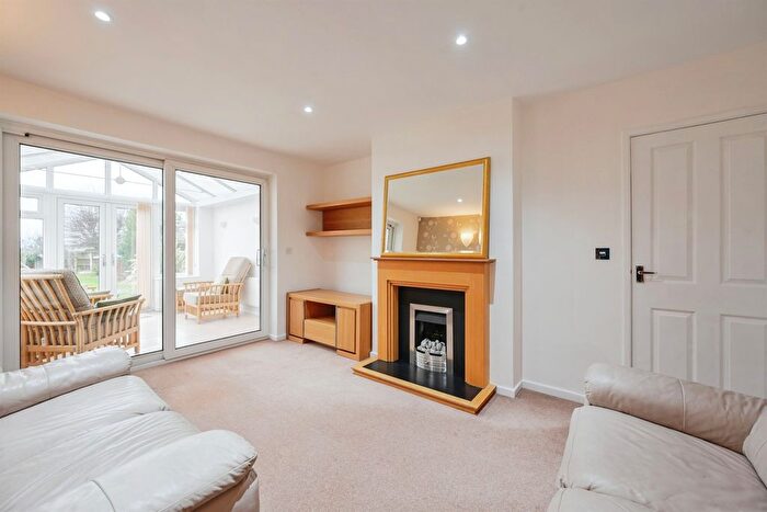 2 Bedroom Detached Bungalow For Sale In Farnway, Darley Abbey / Allestree, Derby, DE22