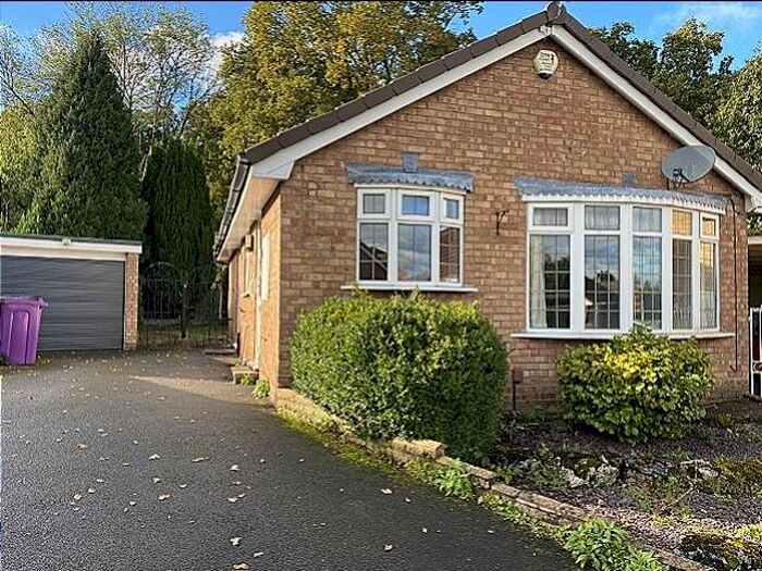 2 Bedroom Detached Bungalow To Rent In Denham Gardens, Castlecroft, Wolverhampton, WV3
