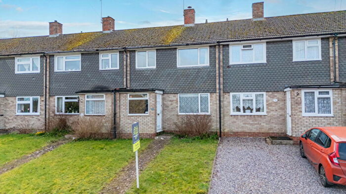 3 Bedroom Terraced House For Sale In Woodlands, Overton, Basingstoke, RG25