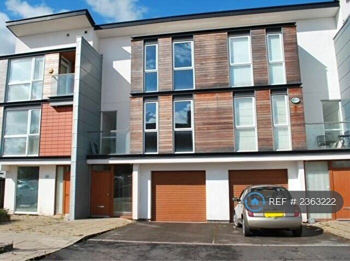 3 Bedroom Terraced House To Rent In Stadium Drive, Manchester, M11