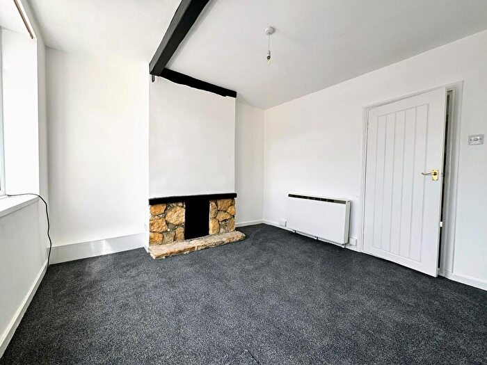 2 Bedroom Cottage To Rent In Long Road, Lowestoft, NR33