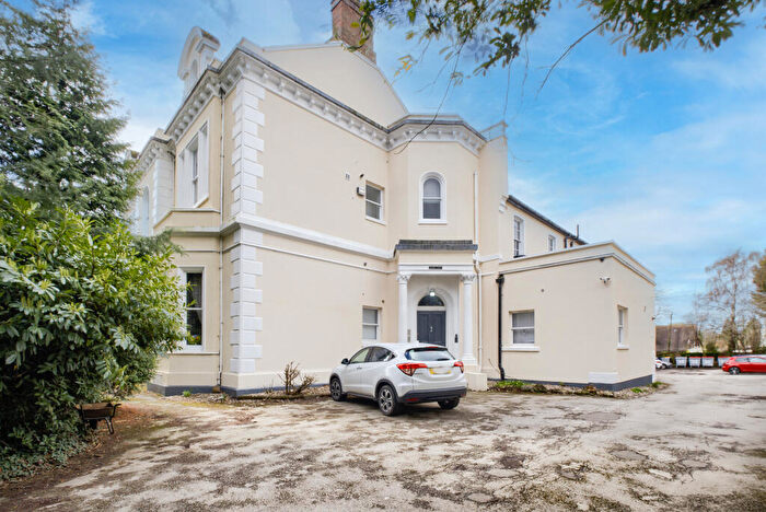 2 Bedroom Apartment To Rent In Raford House, Kenilworth Road, Leamington Spa, CV32