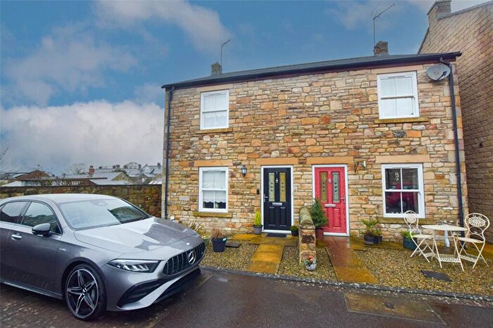 3 Bedroom Semi Detached House For Sale In Chapel View, Barnard Castle, Durham, DL12