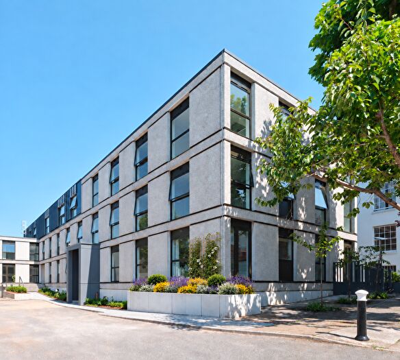 2 Bedroom Flat For Sale In Canynge Place, Clifton Village, BS8