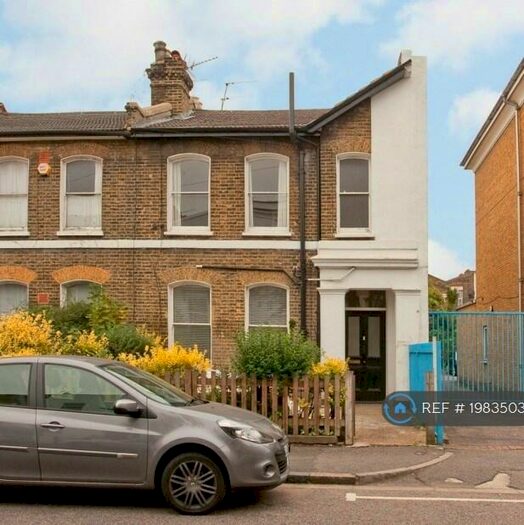2 Bedroom Flat To Rent In Ground Floor, London, SE15