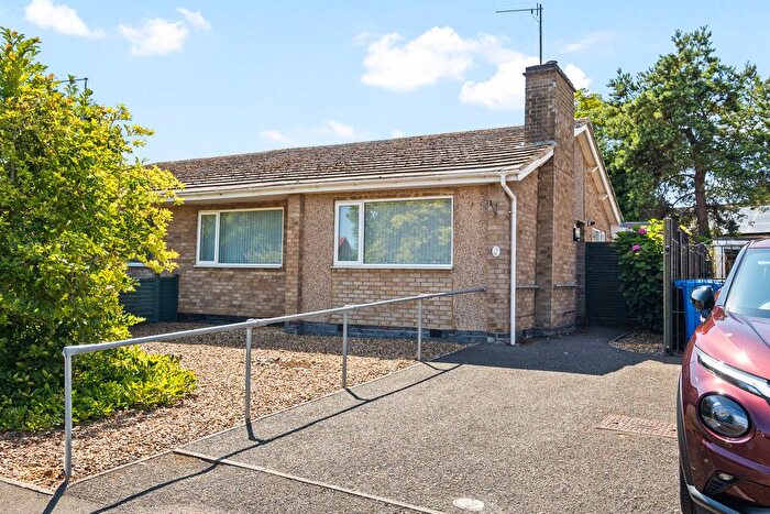 2 Bedroom Semi-Detached Bungalow For Sale In Thurburn Close, Little Cransley, NN14