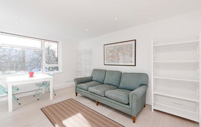 2 Bedroom Apartment To Rent In Park Road, St John's Wood, London, NW8