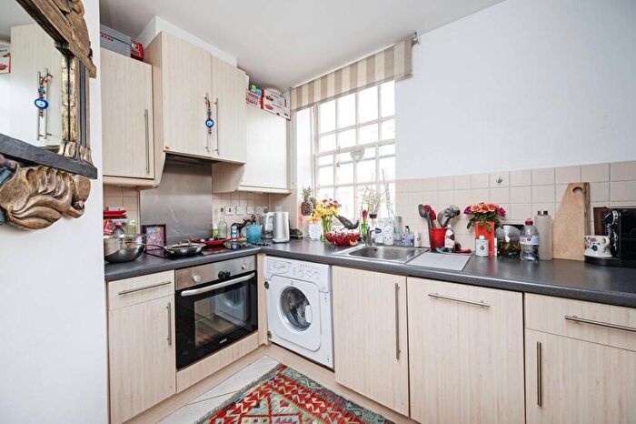 1 Bedroom Flat For Sale In Commercial Street, Spitalfields, London, E1