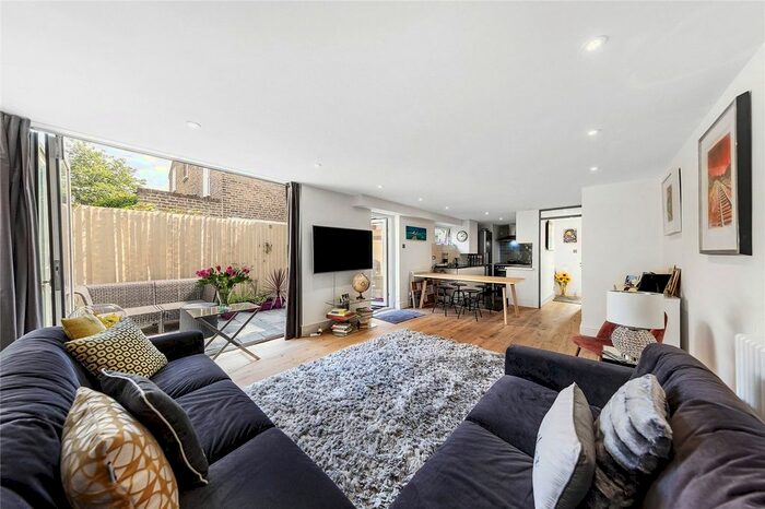 2 Bedroom End Of Terrace House To Rent In Whittingstall Road, London, SW6