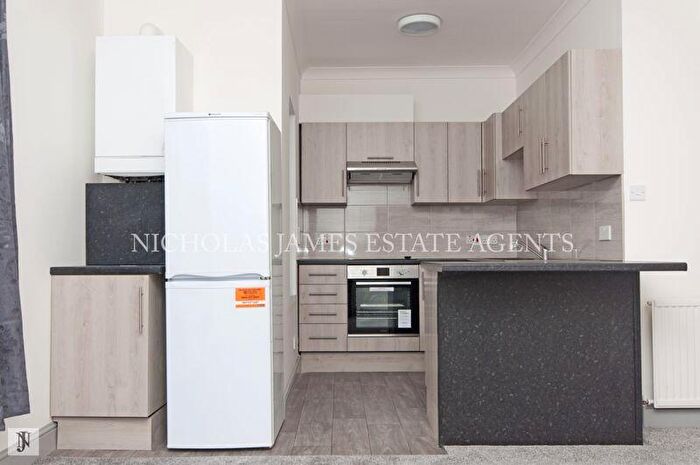 2 Bedroom Flat To Rent In Seven Sisters Road, London, N4