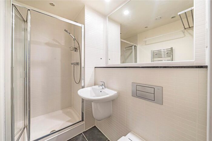 2 Bedroom Apartment To Rent In Vertex Tower, Harmony Place, London, SE8