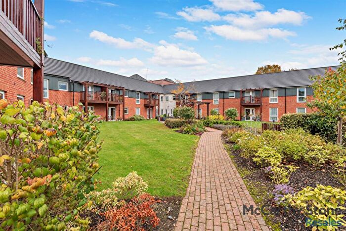 1 Bedroom Apartment For Sale In Jackson Place, Fields Park Drive, Alcester, Warwickshire, B49