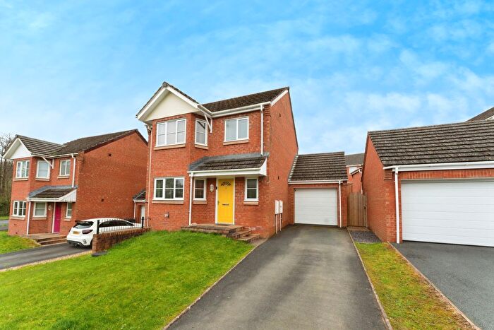 3 Bedroom Detached House For Sale In Tremont Park, Llandrindod Wells, LD1