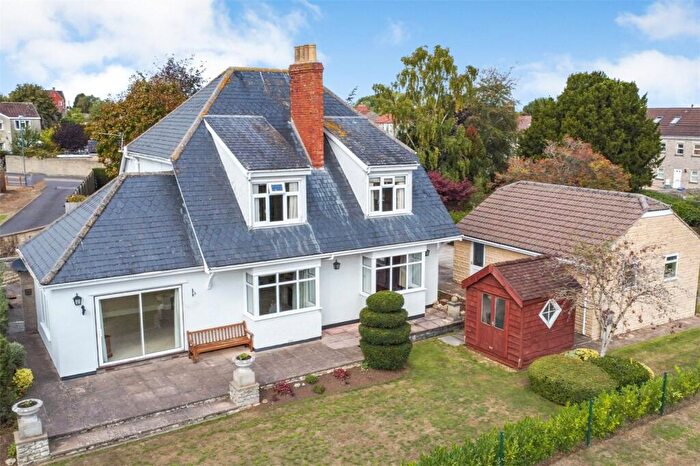 4 Bedroom Detached House For Sale In Charlton Road, Midsomer Norton, Radstock, Somerset, BA3