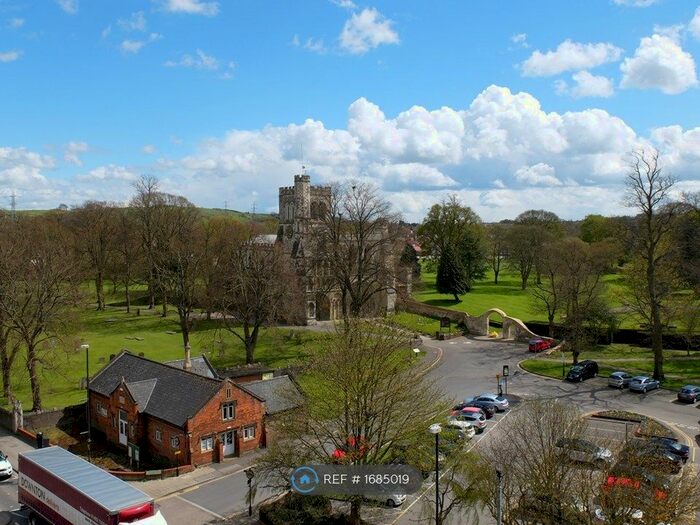 1 Bedroom Flat To Rent In Church Street, Dunstable, LU5