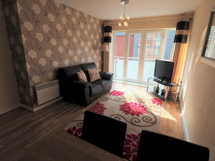 2 Bedroom Apartment To Rent In Old Harbour Court, Wincolmlee, Hull, East Yorkshire, HU2