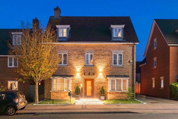 5 Bedroom Detached House For Sale In Gilders Road, Little Canfield, Dunmow, CM6