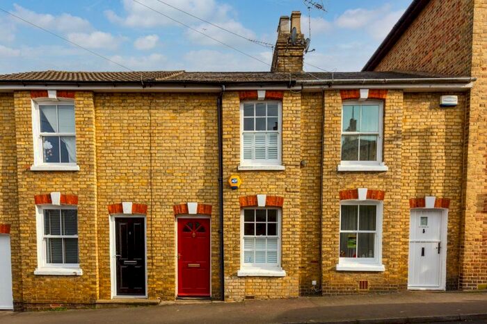 1 Bedroom Terraced House To Rent In Hitchen Hatch Lane, Sevenoaks TN13