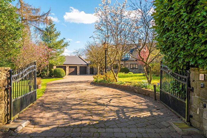 5 Bedroom Detached House For Sale In Back Lane, Sicklinghall, LS22