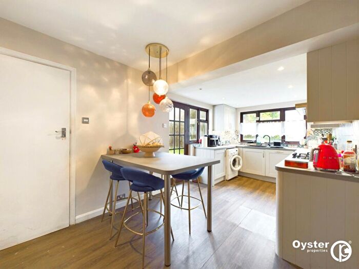 4 Bedroom Detached House For Sale In Uxbridge Road, Harrow, HA3
