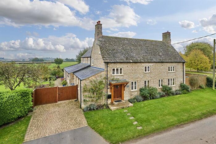 3 Bedroom Detached House For Sale In Glapthorn Road, Upper Benefield, PE8
