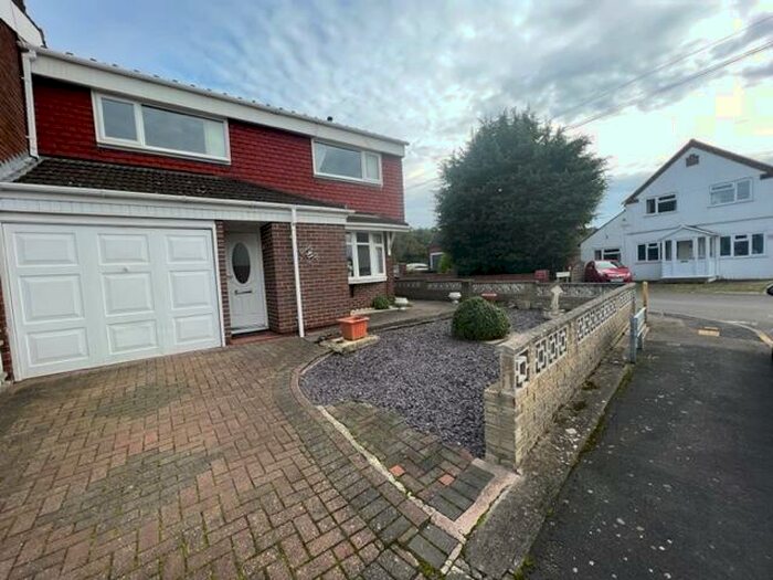 3 Bedroom Semi-Detached House To Rent In Hollies Road, Polesworth, B78