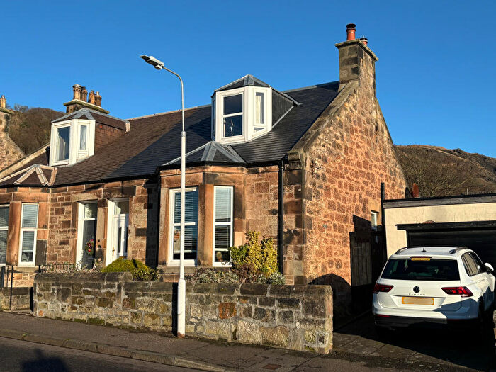 3 Bedroom Semi-Detached House For Sale In Grange Road, Burntisland, KY3