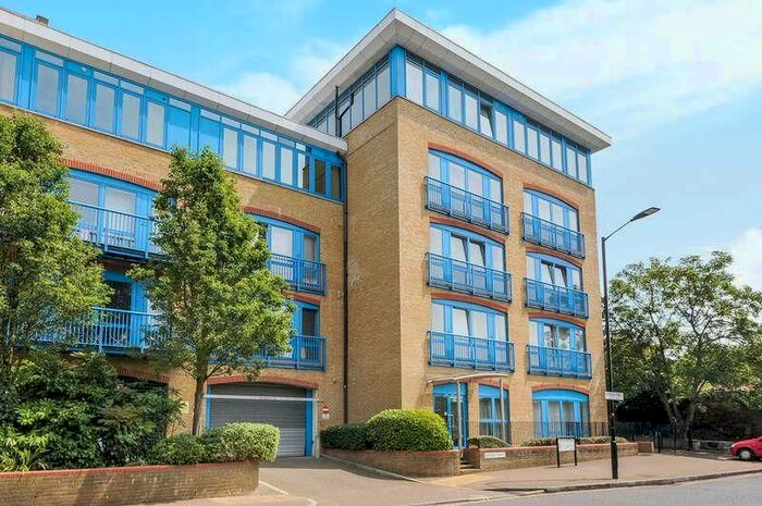 4 Bedroom Flat To Rent In Rodney Housee, Rotherhithe Street, Canada Water, Surrey Quays, London, SE16