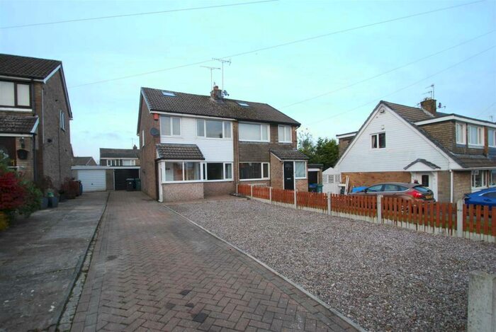 3 Bedroom Semi-Detached House To Rent In Heswall Drive, Tottington, BL8