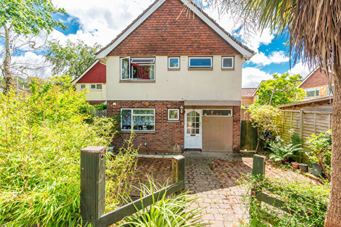 3 Bedroom Semi Detached House For Sale In Farmlands, Pinner, HA5