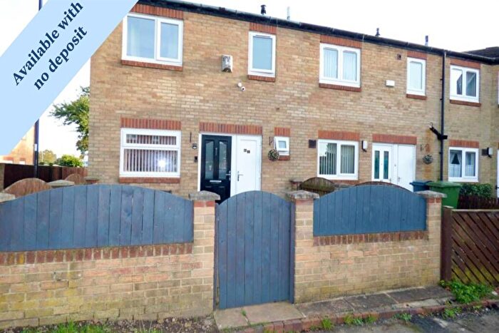 3 Bedroom Link Detached House To Rent In Cherwell, Washington, NE37