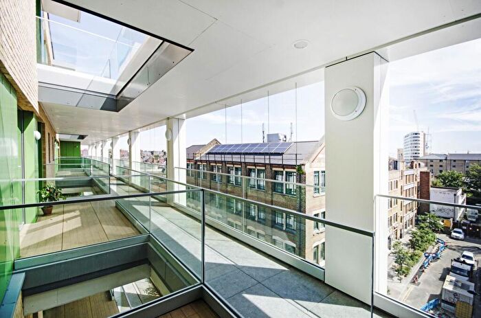 2 Bedroom Flat For Sale In Dalston Junction, Dalston, London, E8