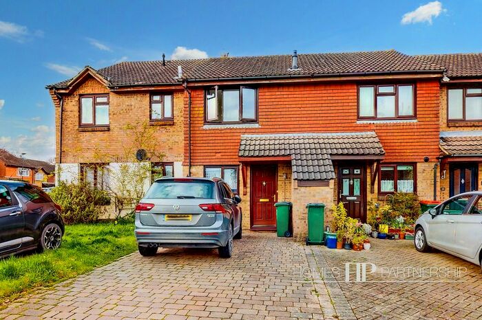 2 Bedroom Terraced House To Rent In Galahad Road, Ifield, RH11