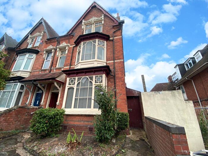 8 Bedroom House For Sale In Gillott Rd- Hands Off Investment, Edgbaston, B16
