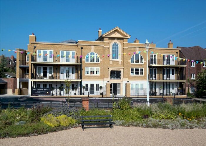 3 Bedroom Flat To Rent In Sackville Place, Sevenoaks, Kent, TN13