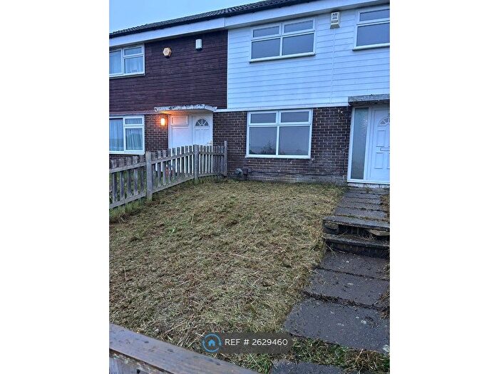 3 Bedroom End Terrace House To Rent In Beckhill Chase, Leeds, LS7