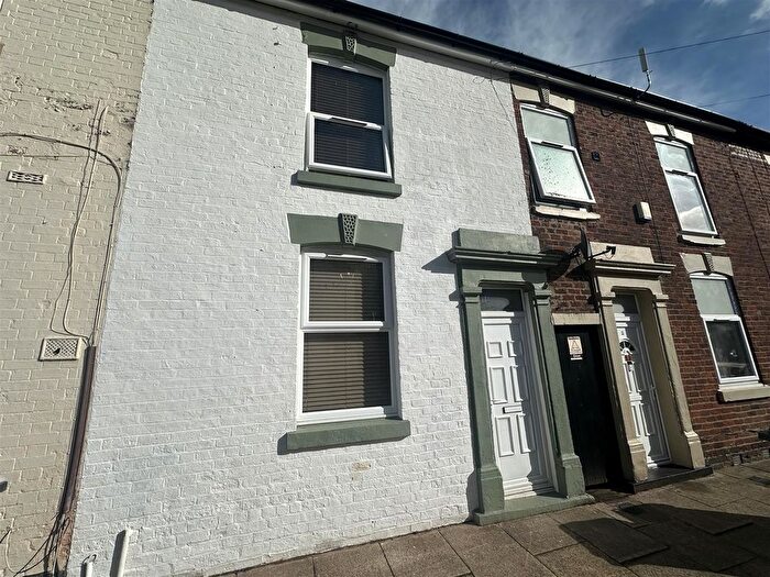 3 Bedroom Terraced House For Sale In Lovat Road, Preston, PR1