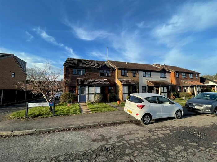 2 Bedroom Terraced House To Rent In Windsor Walk, Walton-On-Thames KT12