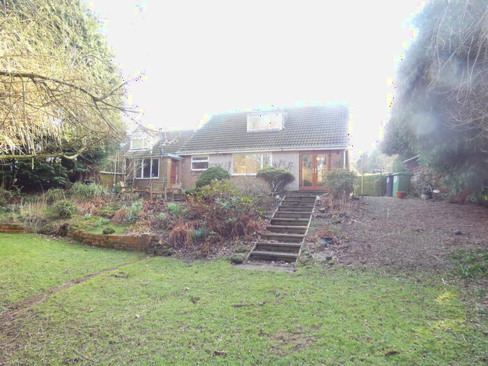 2 Bedroom Detached Bungalow For Sale In Shields Road, Hartford Bridge