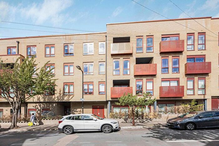 1 Bedroom Apartment For Sale In Bevan Court, Tallack Road, Leyton, E10