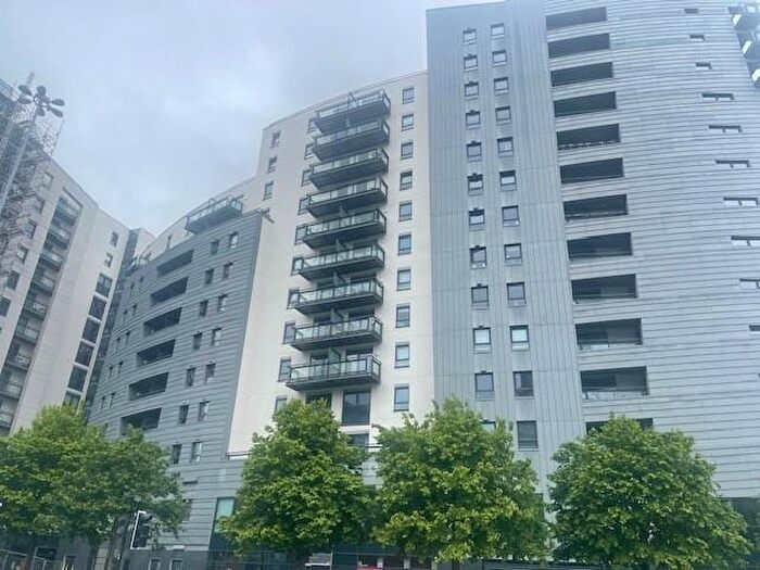 2 Bedroom Apartment To Rent In Gateway North, Leeds City Centre, LS9