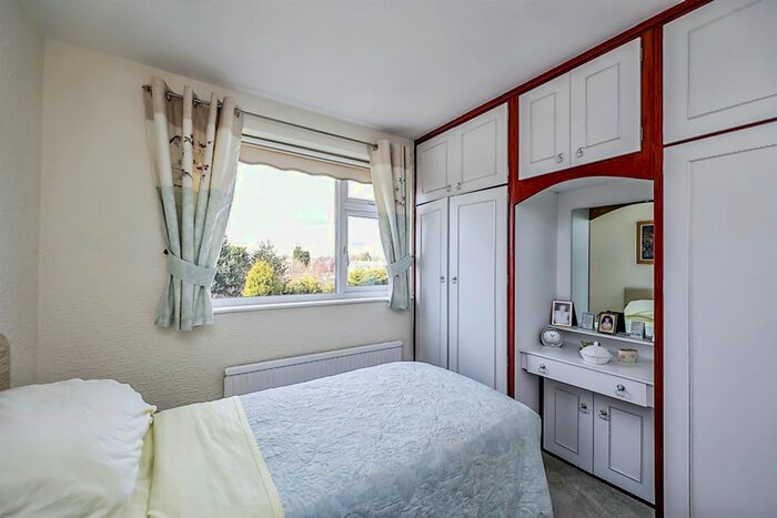 3 Bedroom Semi-Detached House For Sale In Stancliffe Avenue, Bulwell, Nottingham, NG6