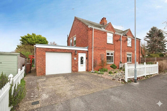 3 Bedroom Semi Detached House For Sale In Hall Orchard Lane, Welbourn, LN5