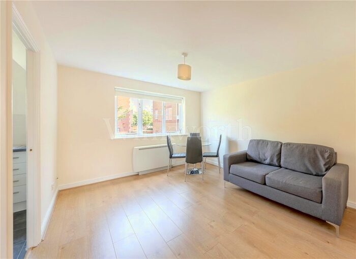 1 Bedroom Flat To Rent In Dairyman Close, London, NW2