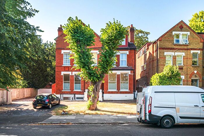 2 Bedroom Flat For Sale In Sydenham Avenue, London, SE26