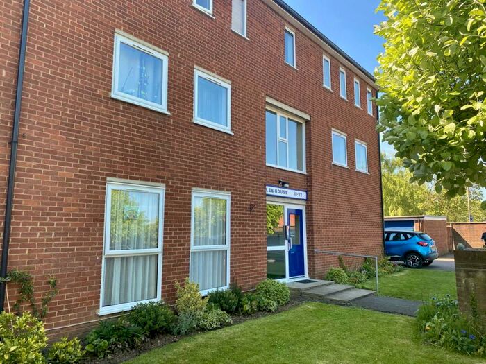 2 Bedroom Apartment To Rent In Milkern Close, Bletchley, MK2