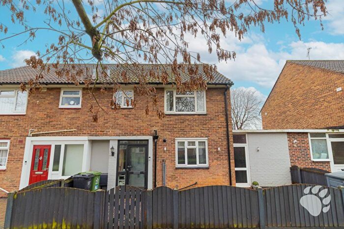 3 Bedroom Terraced House For Sale In St. Peters Pavement, Fryerns, SS14