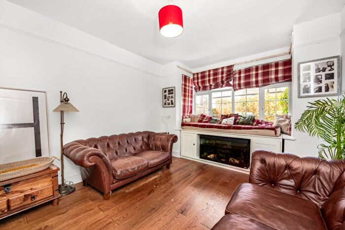 2 Bedroom Detached House For Sale In Sydenham Park Road, London, SE26