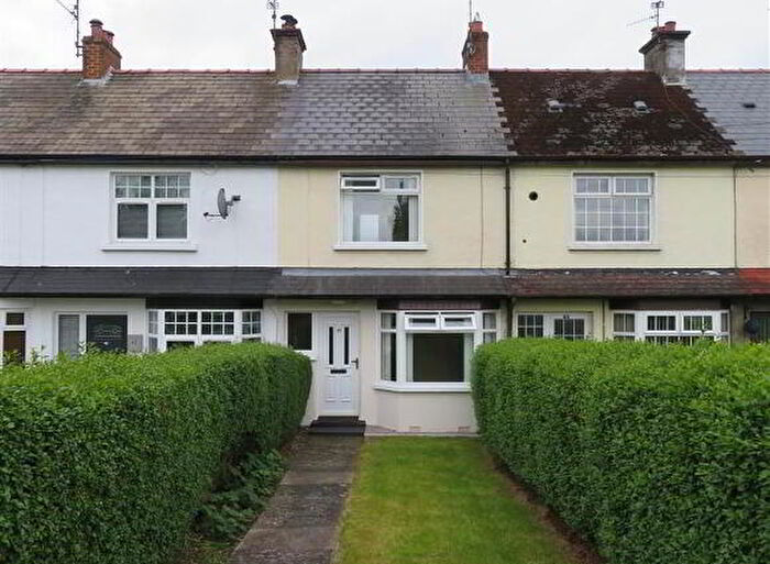 2 Bedroom Mid Terraced House To Rent In Lough Road, Lurgan, BT66